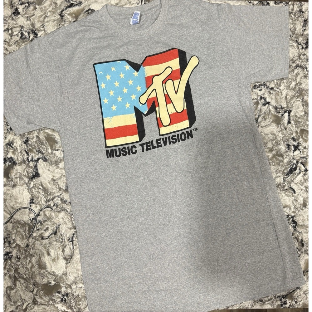 MTV American Flag T Shirt Men's Med Gray USA Vintage Y2K Nostalgia Music
